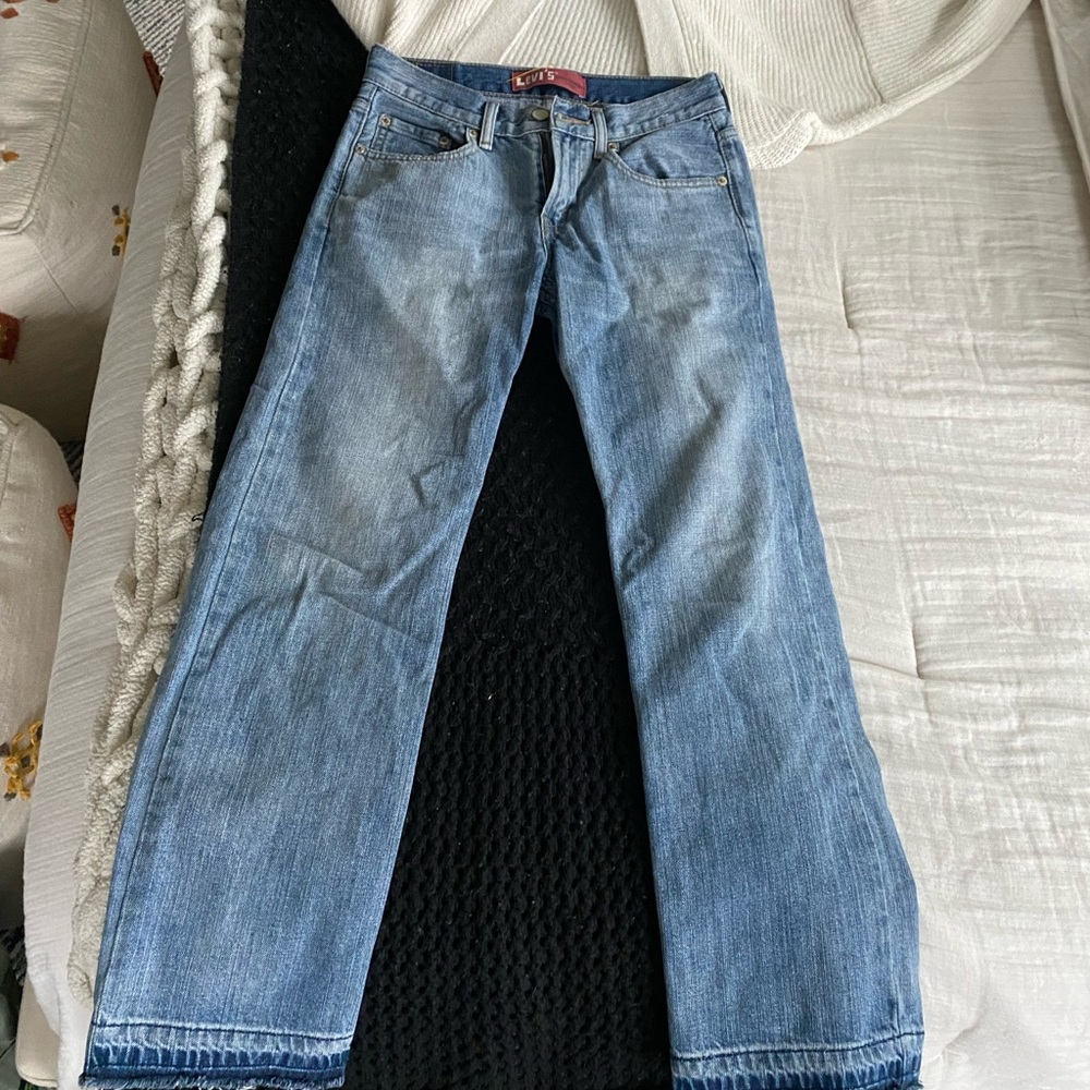 Levi’s loose straight midrise jeans, 27 waist